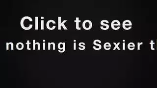 احمر قبلات