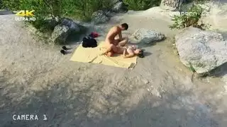 إدخال مزدوج لسكارليت جوهانسون