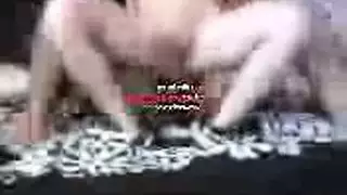 فتى قبرصي يخصب فتحة العاهرة التركية المبللة