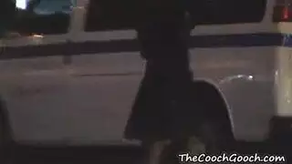 موعد جنسي قاسي: ستريناكر يضرب فرجها حتى تدمن