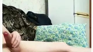 مراهقة تحصل على فتحاتها ممتلئة بوحشية من رجال أكبر سناً