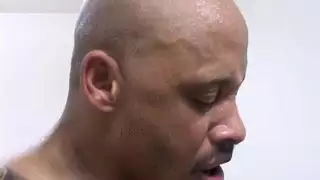 تجميع لنكاح شرجي لنساء ناضجات داكنات البشرة