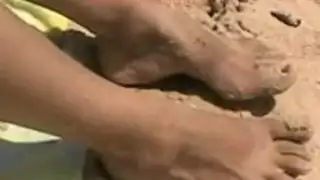 منقوع في البول: بورن بنات فقط
