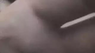 مواطن مسيطر في فيديو جنسي صريح