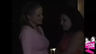 شريط جنسي خشن بأسلوب كلبي