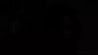 بورن البقرة العكسي مع قضيب جلدي