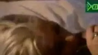 استعادة كلمة المرور تتحول لتمتع المساعدة الساخنة بوضعية كلابية قاسية