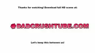 سكس يهجم علا مرت الاب ويرض بزها