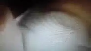 جلسة بخارية مثيرة: روليت عارية تصبح مثارة ومجنونة