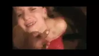 أكشن شرجي قوي وكوميدي: فيديو جنسي صريح من بي بي سي