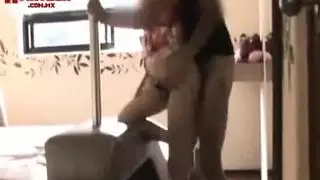 شاب نحيل وصديقه في علاقة ذكورية جنسية صريحة