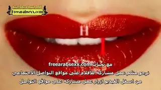 بروفيسورة مثيرة تمتلئ بسائل الطالب الغزير في حرم إكس إكس إكس
