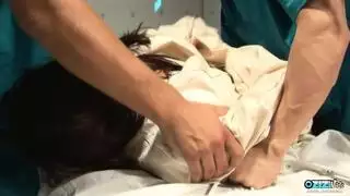 مصة بفم واسع لقضيب أشعث