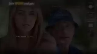 مثلية جنسية عرقية مختلطة: كارل وصديقه يمارسان الجنس مع شابة سمراء بقضيبين