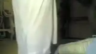 سكس مسرب النجار مع سمين