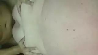 نيك من الطيز أمام جدتها
