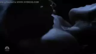 رجل مربوط من امراه
