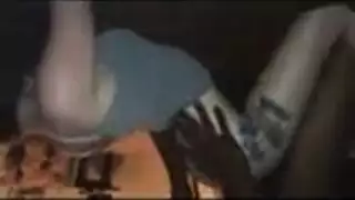 إيما الثور وأفضل صديق لها على وشك ممارسة الجنس في الحمام