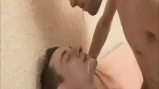 فعل خشن بالحزام على فتحتين مستعدتين