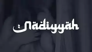 زوجة عربية حامل ونشوة تعرض ثدييها الكبيرين وأدغالها في فيلم بورن بالنظارات