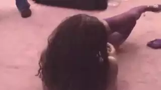 فتاة عربية ساخنة في فيلم إباحي باختراق مزدوج
