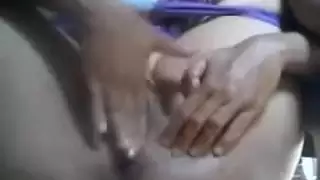 شاب سوداني horny يستمني حتى القذف