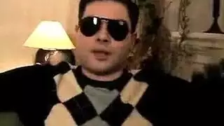 ابن يتجسس علا مرت ابوه اشرموطه ابو طير كبير يدخل عليهاء وهي نائمه ويترجهاء ينيكهاء وليعلم احد