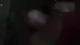 فتاة نفري جارها