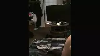 جوردي المكسيكي مع أربع أمريكيات في المسبح