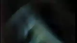 سمرا وبزازها كبيرة