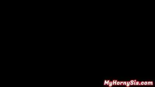 اصبع في الدير