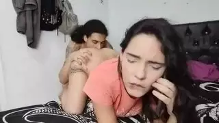 القحبة الكولومبية تُقبض عليها أثناء المكالمة، جنس فموي وقذف داخلي