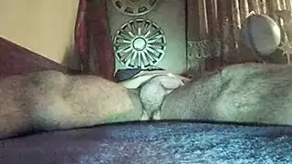 جلسة جماع شرجي بقضيب بري كبير