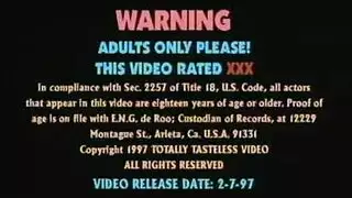 نيك في باص في كس بقوة و ساخن