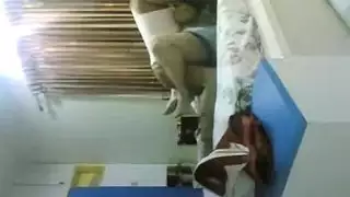 مشاهد صريحة مع أثداء إيبوني