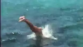 جماع دولي: غريب يأخذ فتاة عربية بقوة