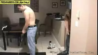 الابن الممحون يهيج على أمه الجميلة