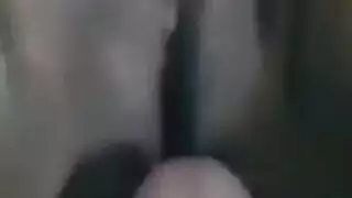 في غرفة نوم ام طيز كبير