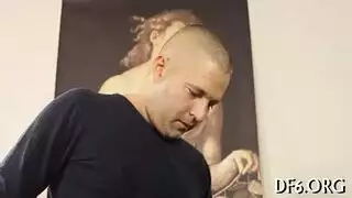 نيك بنت عذراء عنيف