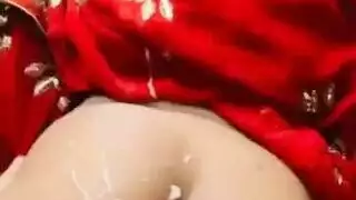 زوجة عربية ممتلئة الجسم تحب القضيب السميك لرجل أشقر