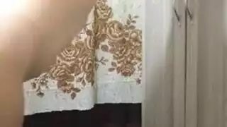 فتاة عربية مملوءة بقوة بقضيب صديقها