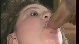 قضيب أسود سميك يملأ مهبلها في جلسة جماع شديدة