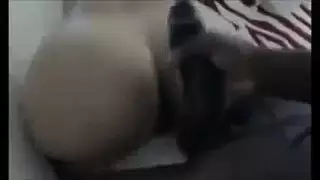 فيديو إباحي صريح يحتوي على مشاهد قذف