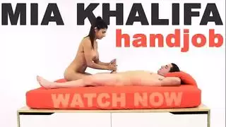 ميا خليفة تركب قضيب بيتر جرين الصلب في فيلم إباحي