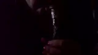 الرئيسة تعبد قضيبي بفمها الماهر
