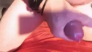 يحب الأطفال مشاركة شاعر المليون الكثيف بعد أن مارسوا الجنس معًا خلال الثلاثي العرضي