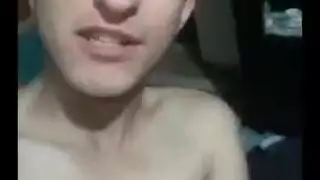 مهارات حلق عميق في جنس عربي جماعي