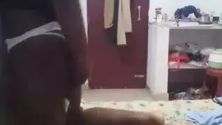مغامرة الشاطئ الداعر: الشقراء تأخذ قضيبًا أسودًا كبيرًا عدوانيًا في فيلم إباحي
