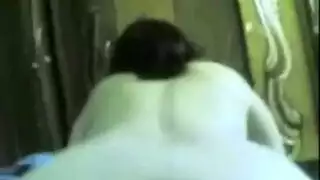 عاهرة كام مصرية تتوسل للنيج القوي في كسها