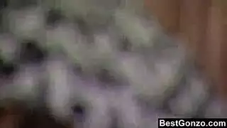 النيك في سريه